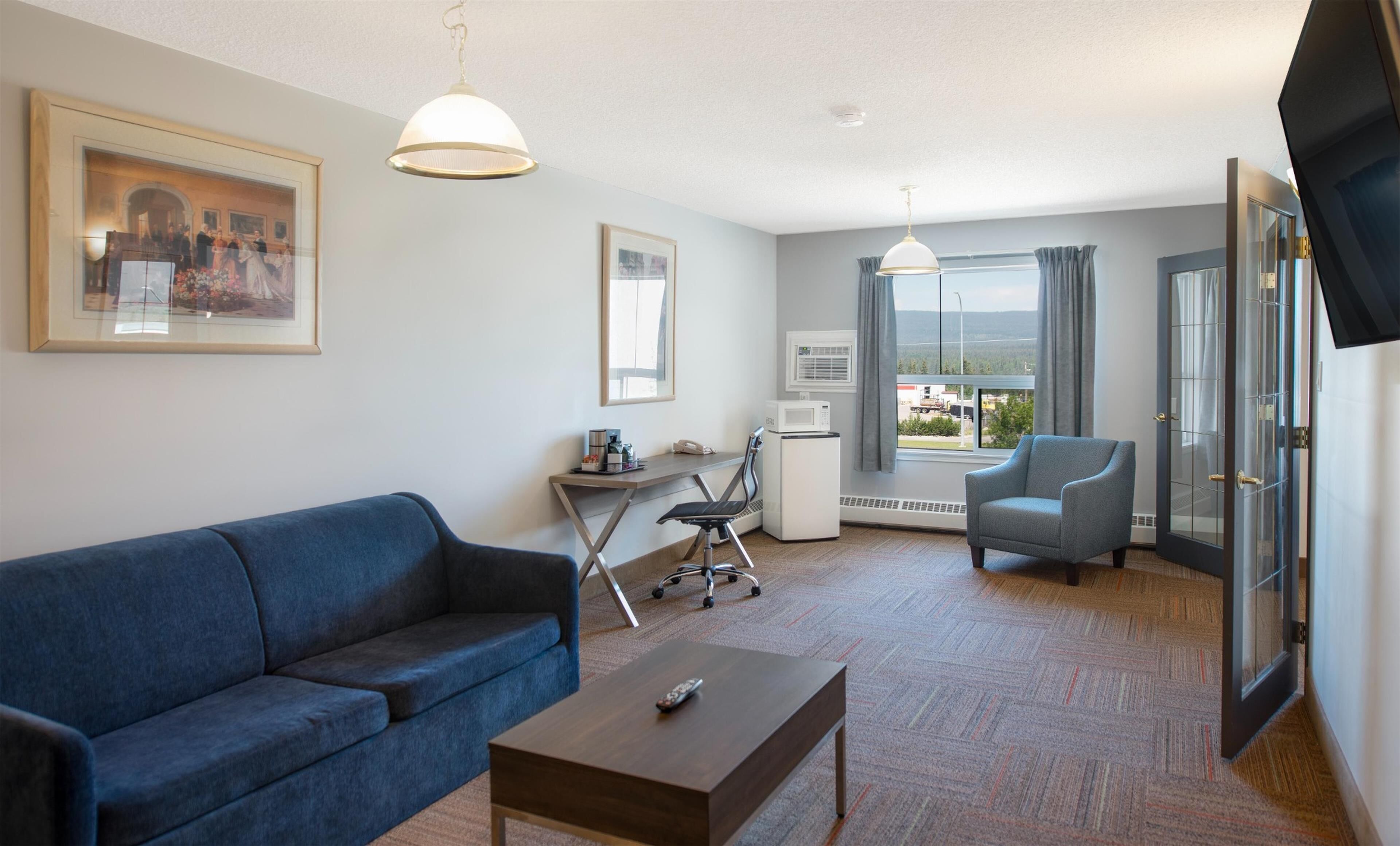 Bureau, fer et planche à repasser, Wi-Fi, draps fournis