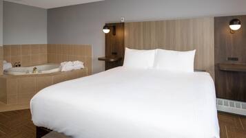 Premium Room | Desk, iron/ironing board, WiFi, bed sheets