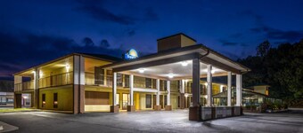 Days Inn by Wyndham Murphy