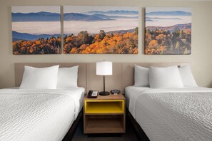 In-room safe, desk, iron/ironing board, free WiFi - Days Inn by Wyndham Murphy (Murphy)