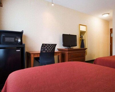 Point Hotel Queensbury