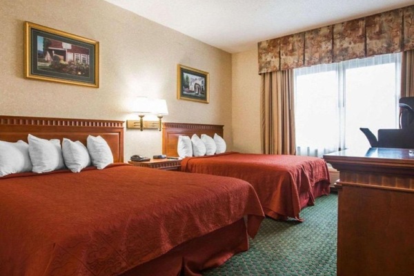 Double Room, 2 Queen Beds, Non Smoking | Desk, iron/ironing board, WiFi (free), bed sheets