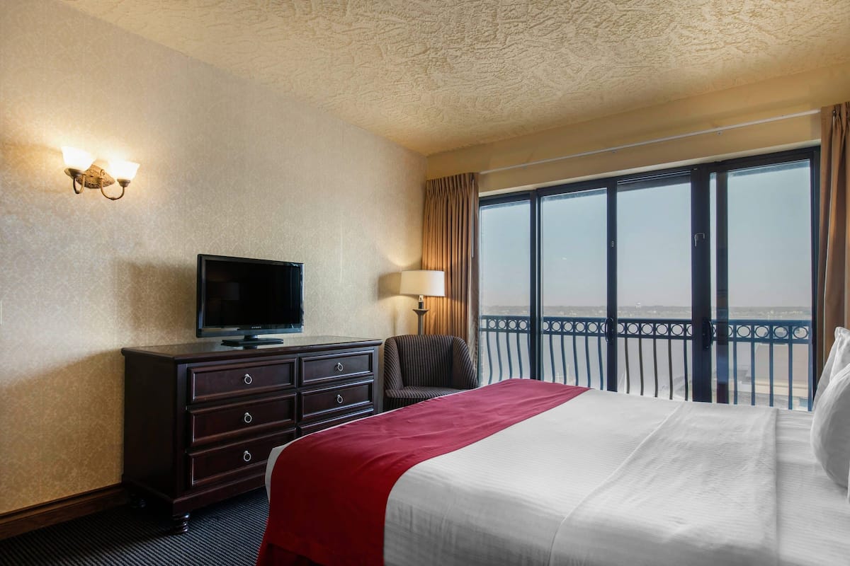 Desk, laptop workspace, blackout drapes, soundproofing