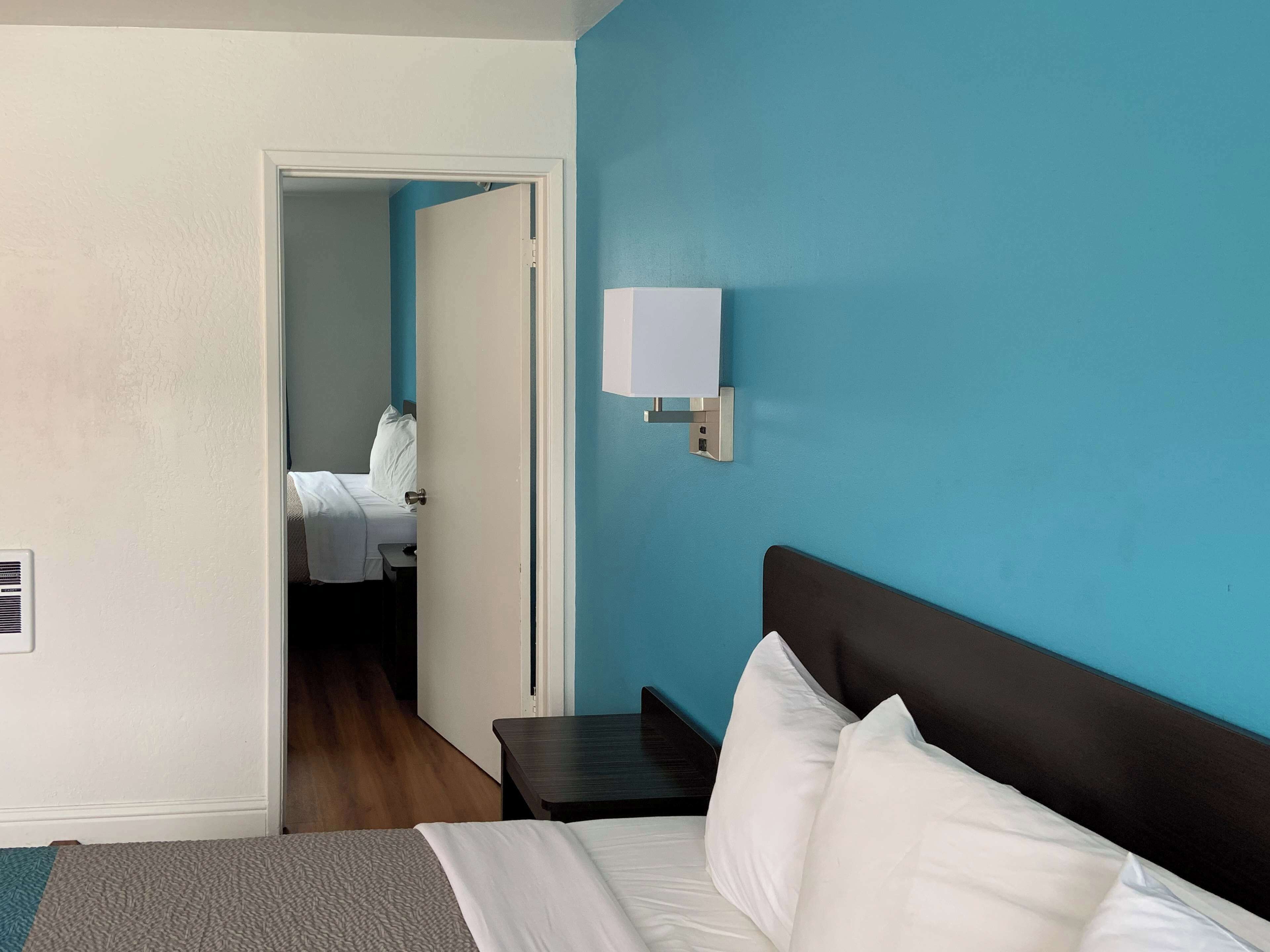 Blendingsgardiner, wi-fi (inkludert) og sengetøy