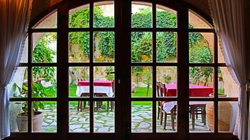 Ontbijtbuffet inbegrepen