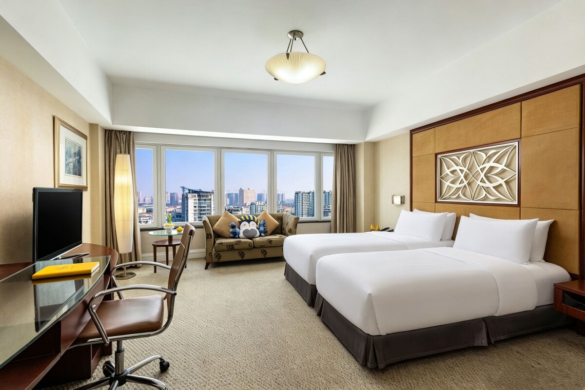 Kamar Standar, 2 Tempat Tidur Twin, Boleh Merokok | Seprai premium, selimut bulu angsa, minibar, dan brankas