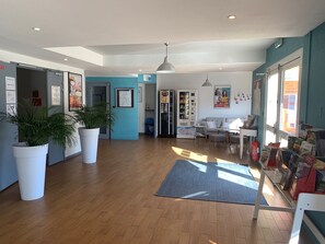 Reception - Brit Hotel Essentiel Tours Sud – Chambray-lès-Tours  (Chambray-les-Tours)