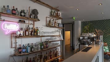 Bar (in der Unterkunft)