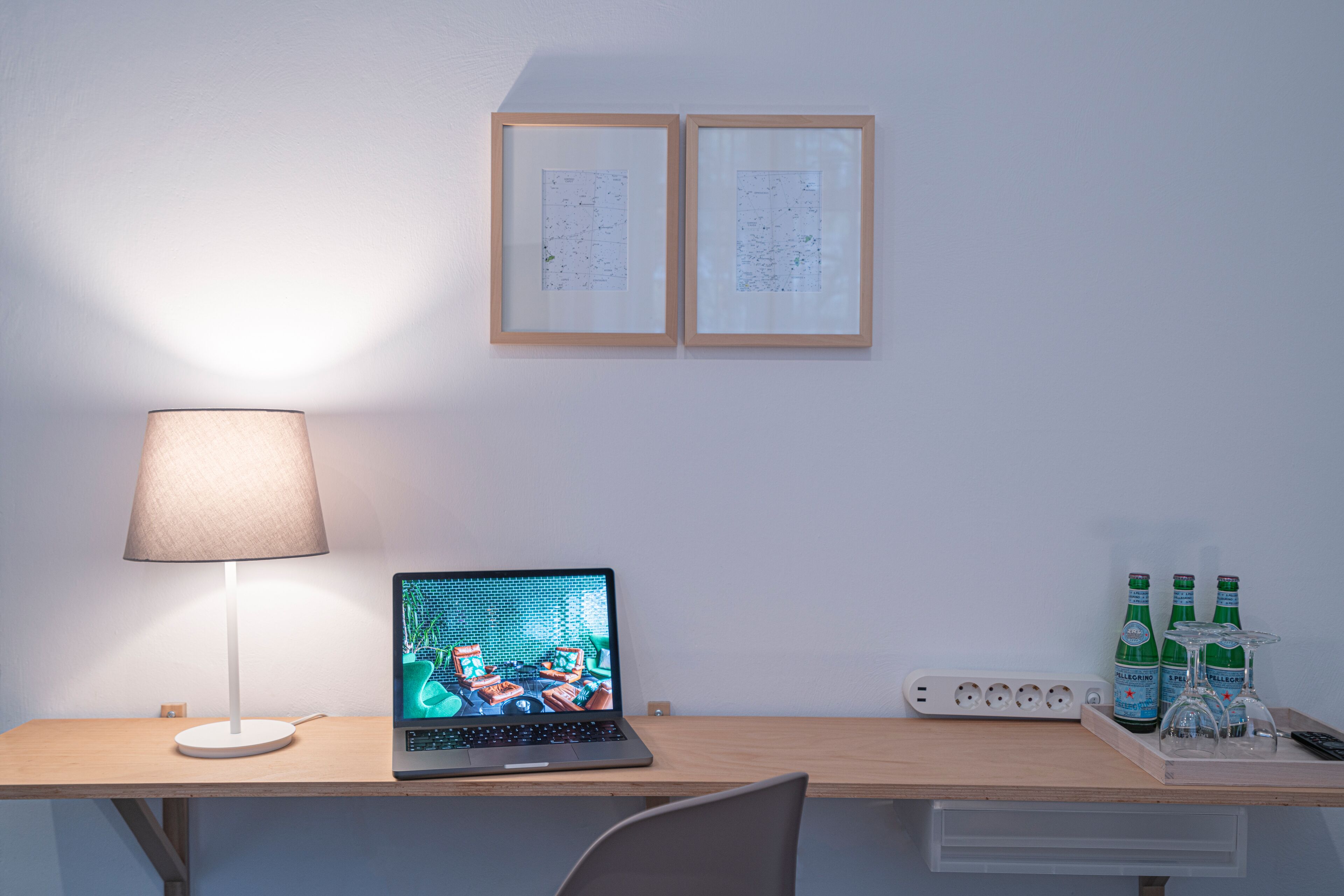 comfort double room, 1 bedroom, non smoking | living area