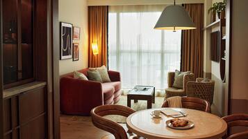 Homey | Allergitestet sengetøy, safe på rommet og skrivebord