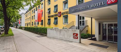 Entrée de l’hébergement