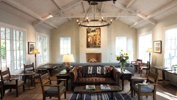 Àrea amb seients del vestíbul