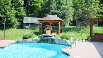 Seasonal outdoor pool