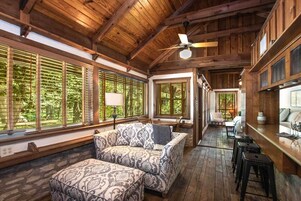 Ropa de cama de alta calidad y tabla de planchar con plancha 