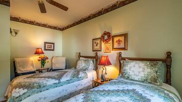 Habitación Deluxe con 2 camas individuales, 2 camas individuales | Ropa de cama de alta calidad y decoración personalizada