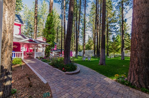 Apples Bed & Breakfast