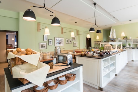 Daily buffet breakfast (EUR 20 per person)