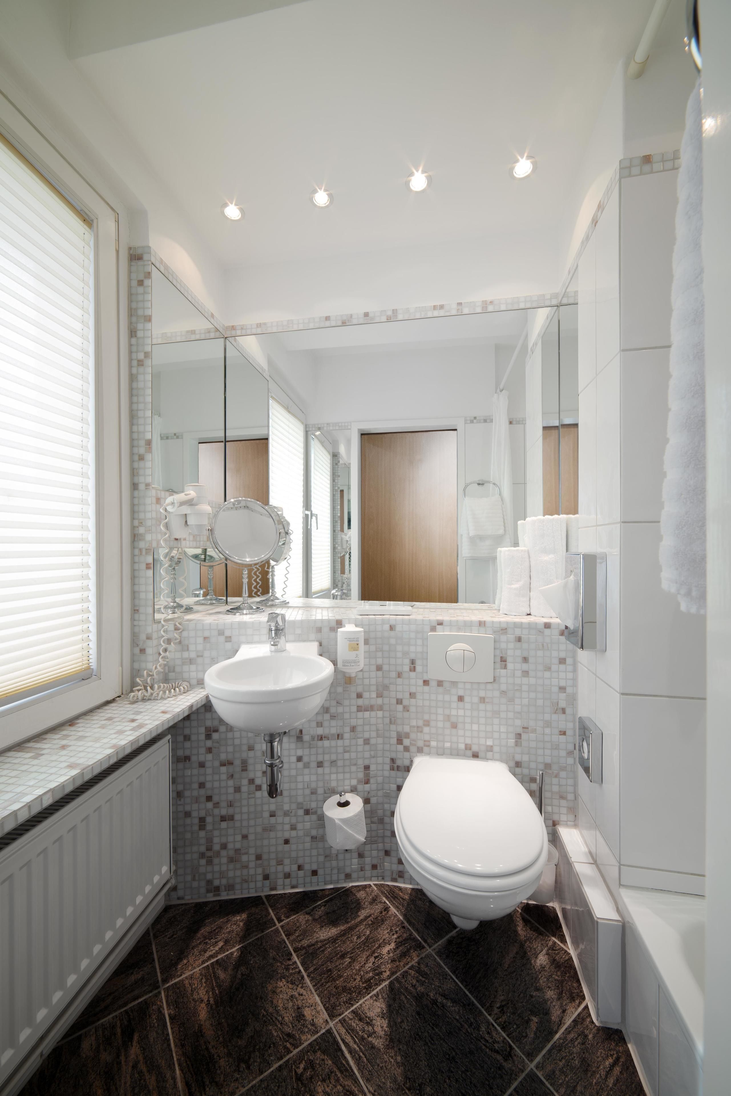 officer class double room | bathroom | shower, hair dryer, towels