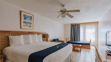 Suite, 1 soverom | Safe på rommet, strykejern/-brett, wi-fi (inkludert) og sengetøy