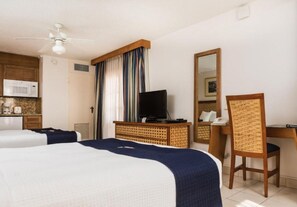 Studio | In-room safe, iron/ironing board, free WiFi, bed sheets