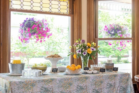 Desayuno completo incluido todos los días