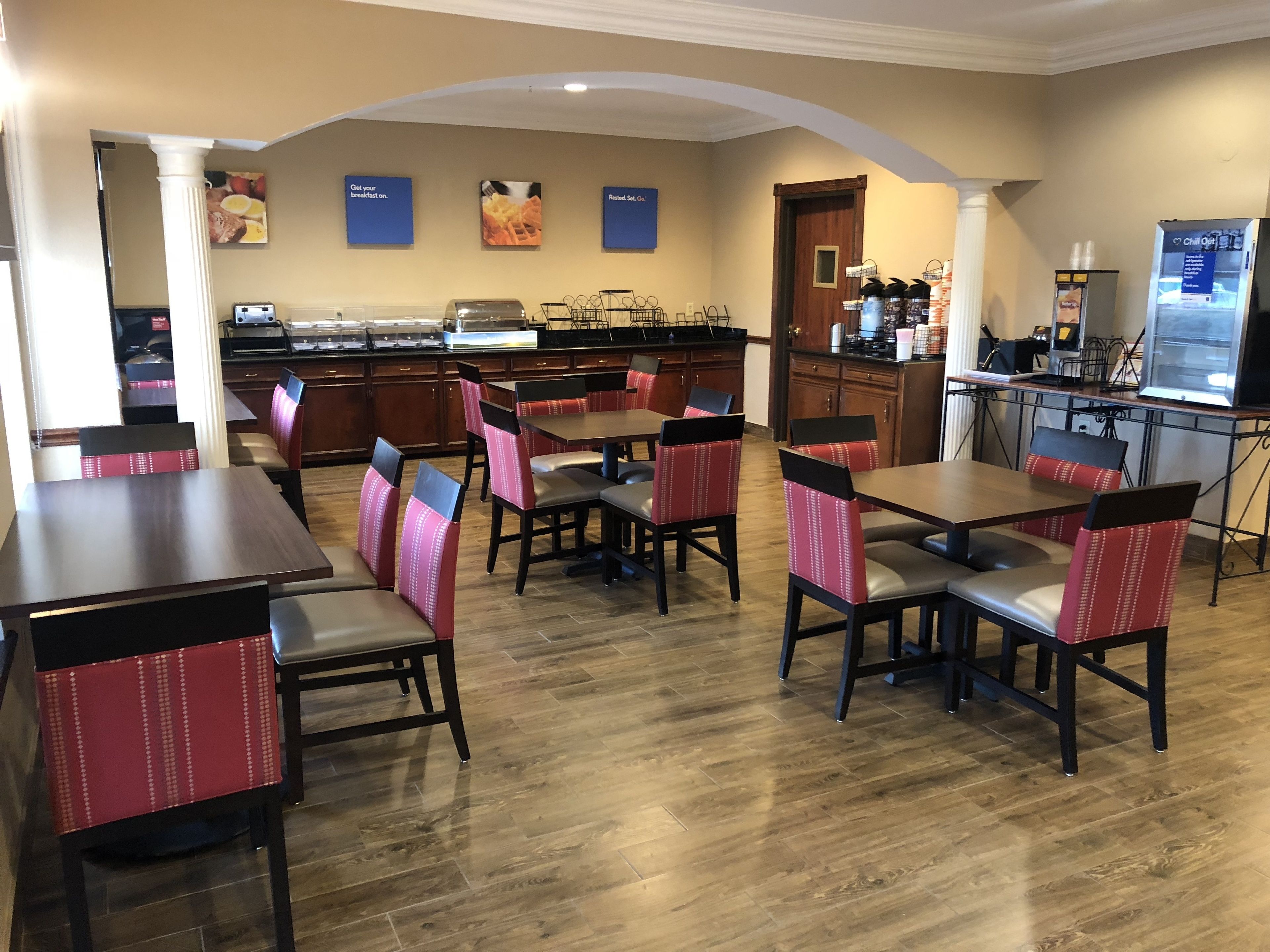 Breakfast area