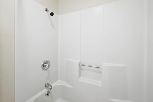 Room, 1 King Bed | Bathroom | Free toiletries, towels