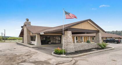 Segovia Lodge Junction TX I -10