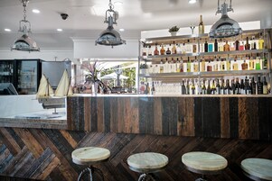 Bar (en la propiedad)