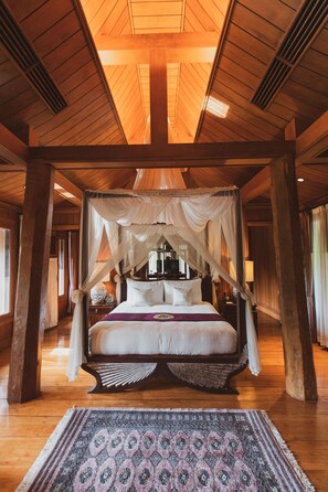 Ropa de cama hipoalergénica y minibar