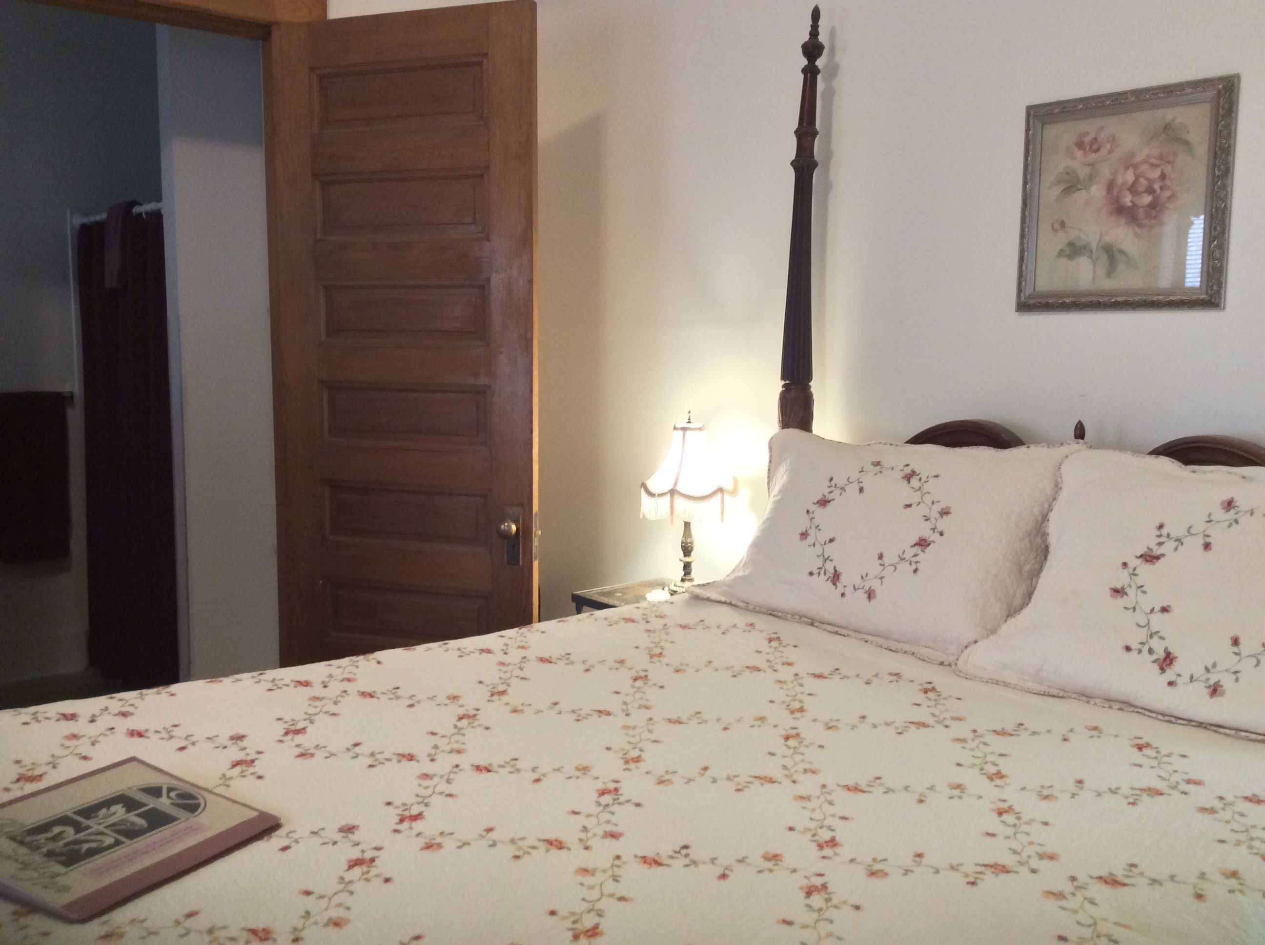 ルーム クイーンベッド 1 台