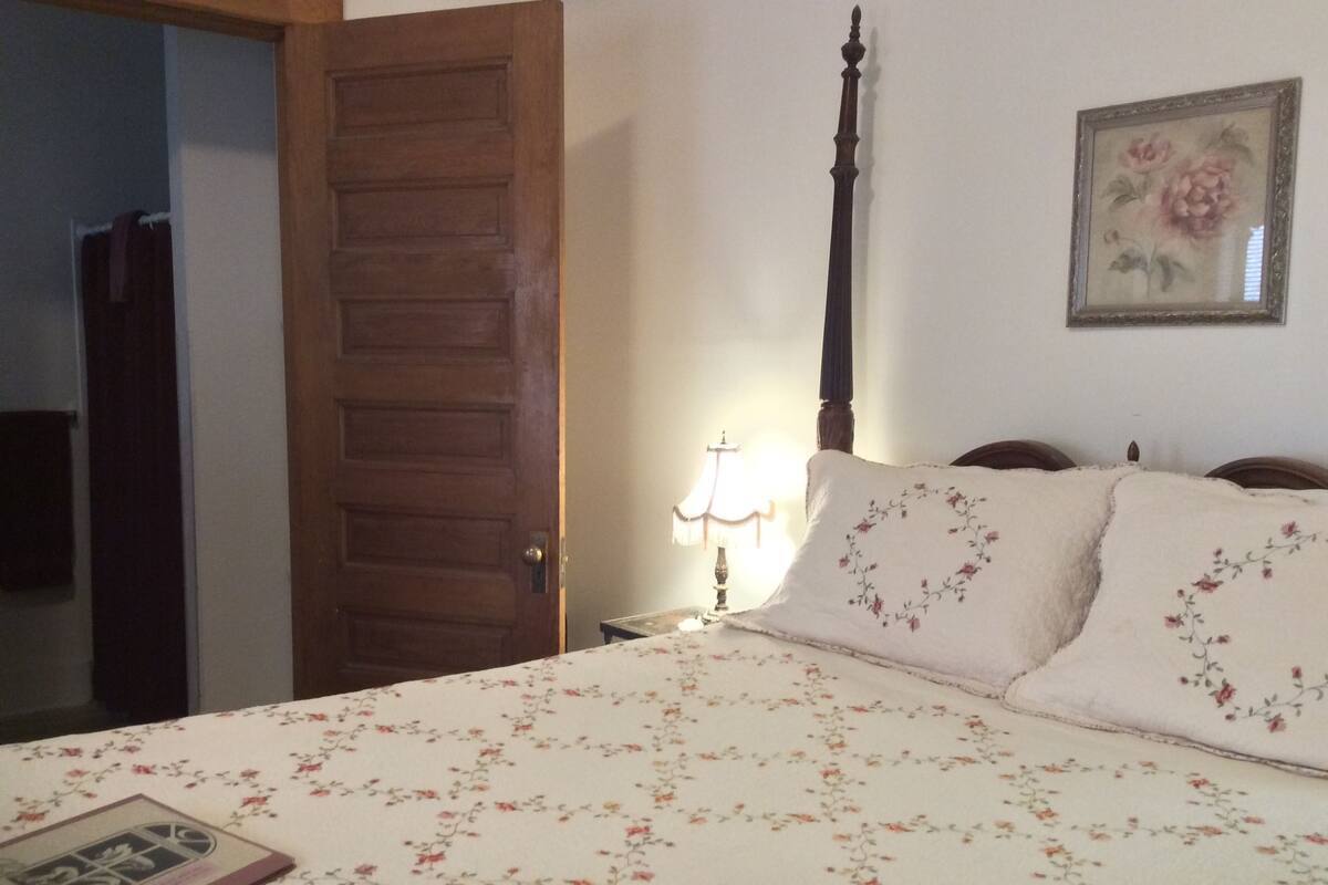 客房, 1 張加大雙人床