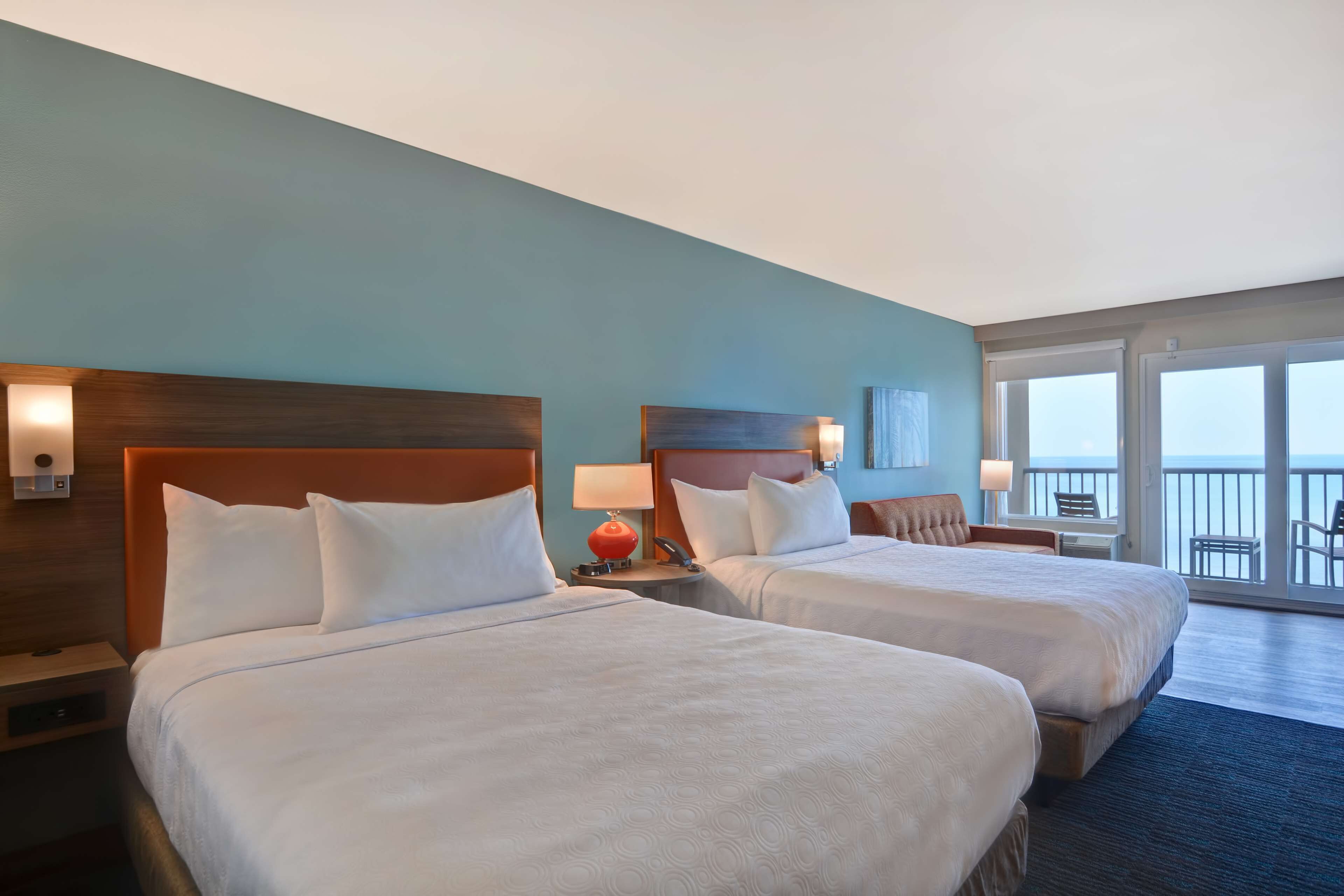 studio suite, 2 queen beds (oceanfront view) | 1 bedroom, pillow-top beds, individually decorated