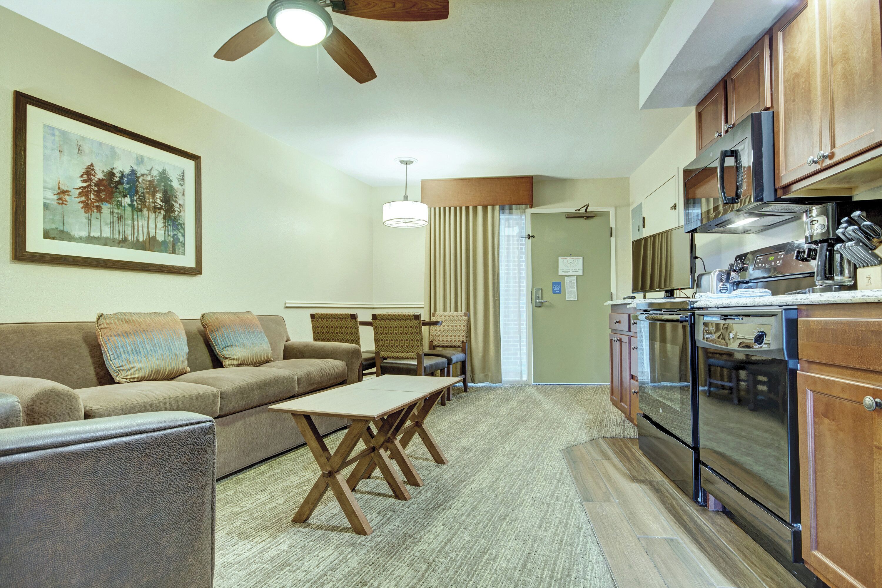 32-inch lcd tv with cable channels, tv, pay films