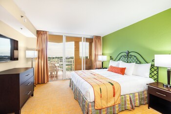 2 bedrooms, iron/ironing board, free WiFi, bed sheets at Vacation Village at Bonaventure, Fort Lauderdale