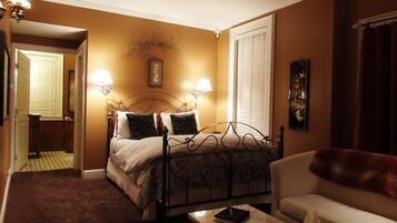 Honeymoon Suite | Free WiFi