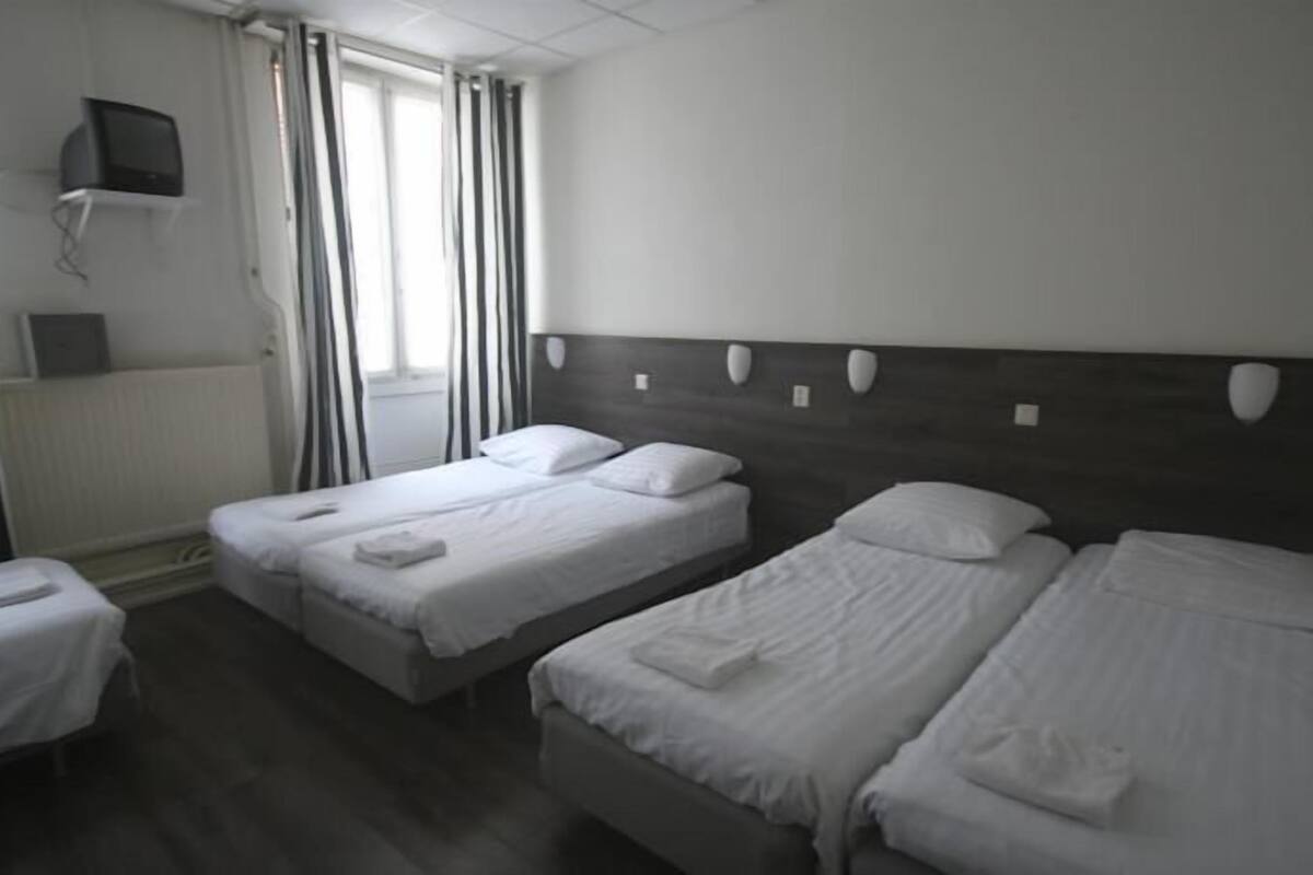 Family Room, Private Bathroom (5 persons) | Egyptian cotton sheets, in-room safe, free WiFi