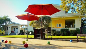 Courtyard - Casa Bella (Kenwood)