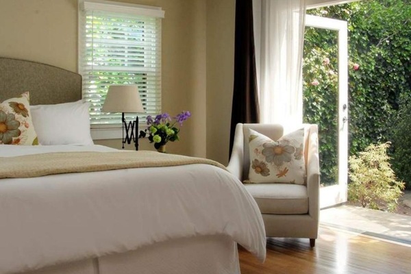 Småhus – deluxe, eget bad (Randolph Cottage) | Sengetøy i egyptisk bomull og sengetøy av topp kvalitet