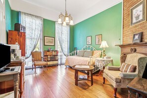 Suite, Multiple Beds | 1 bedroom, individually decorated, iron/ironing board, free WiFi - Garden District B&B (New Orleans)
