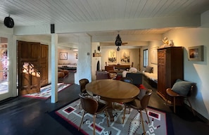 Lobby-Lounge