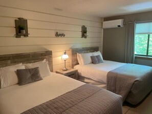 Standard Room, 2 Queen Beds (202) | Individually decorated, individually furnished, iron/ironing board - Snowed Inn (Killington)
