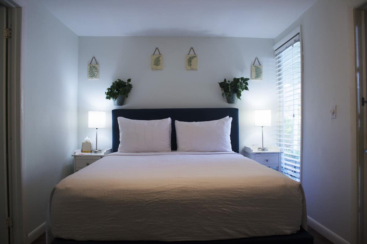 Classic Queen Room