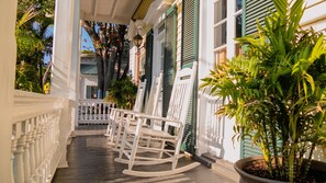 Exterior - La Pensione Inn (Key West)