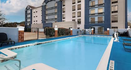 Sonesta Essential NW Houston