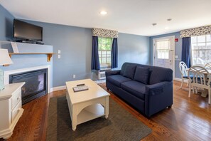 Leilighet, 1 soverom | Oppholdsområde | TV og DVD-spiller