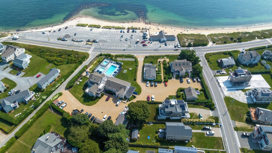 Beachside Village Resort