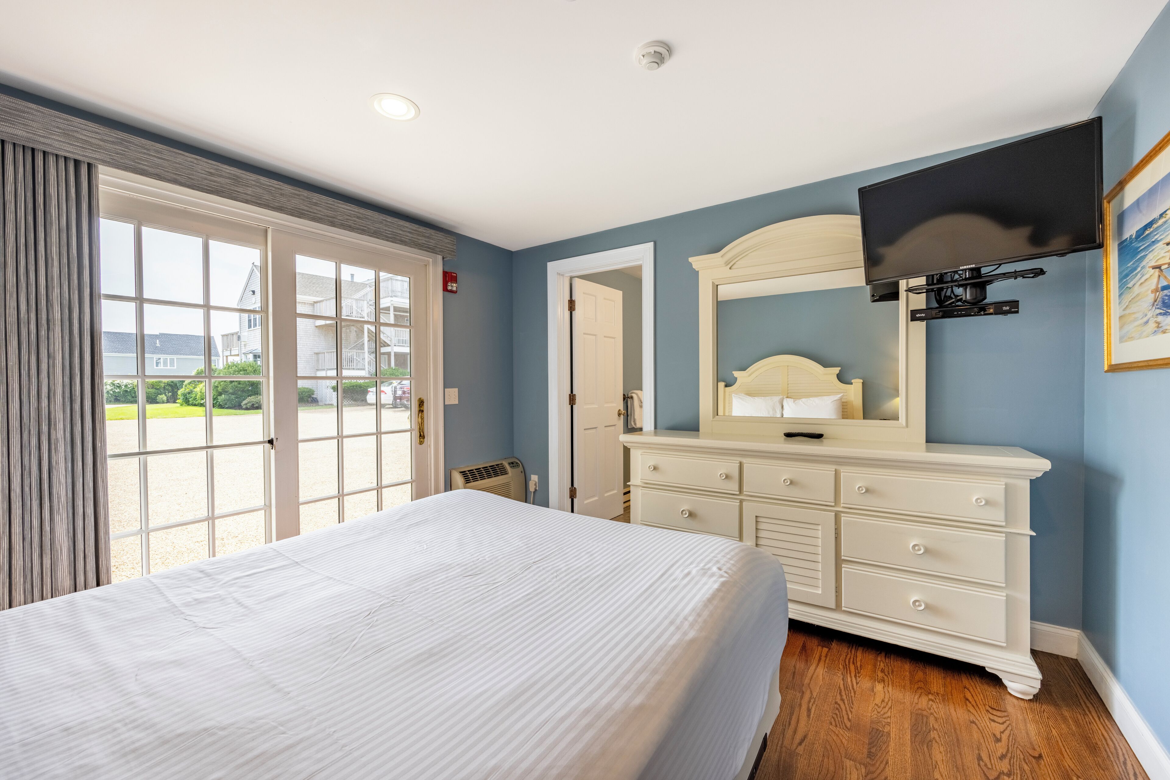 Condo, 1 Bedroom | Iron/ironing board, free WiFi, wheelchair access