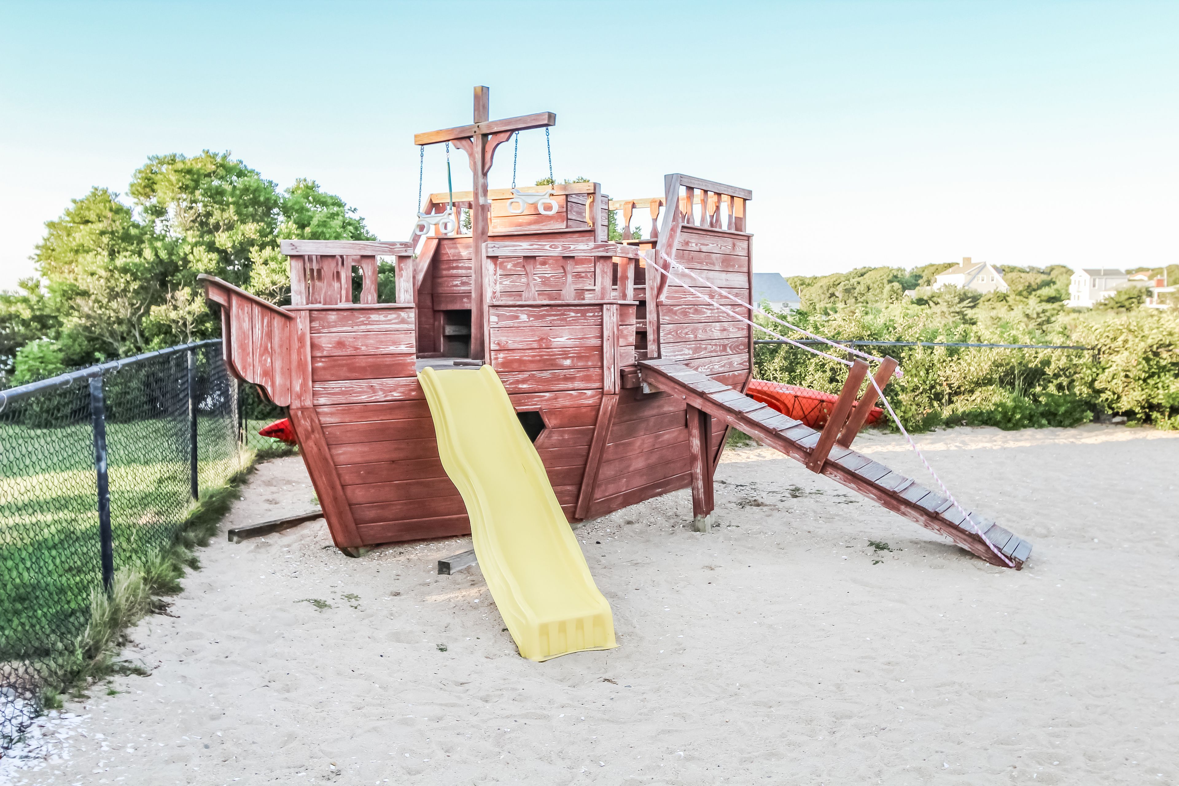 children’s play area – outdoor