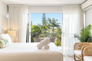 Studio | Skrivebord, strykejern/-brett, barnesenger og wi-fi (inkludert)